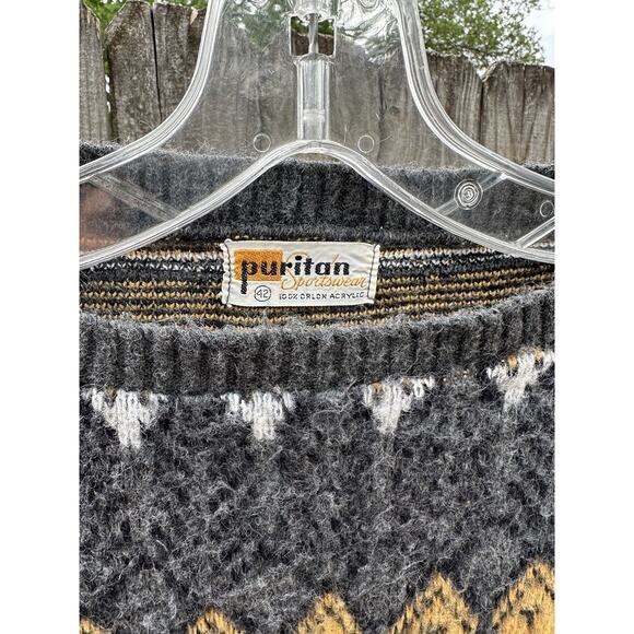 Puritan Sportswear Fisherman Sweater - Feather Design | P2P 23.5" - Picture 3 of 3